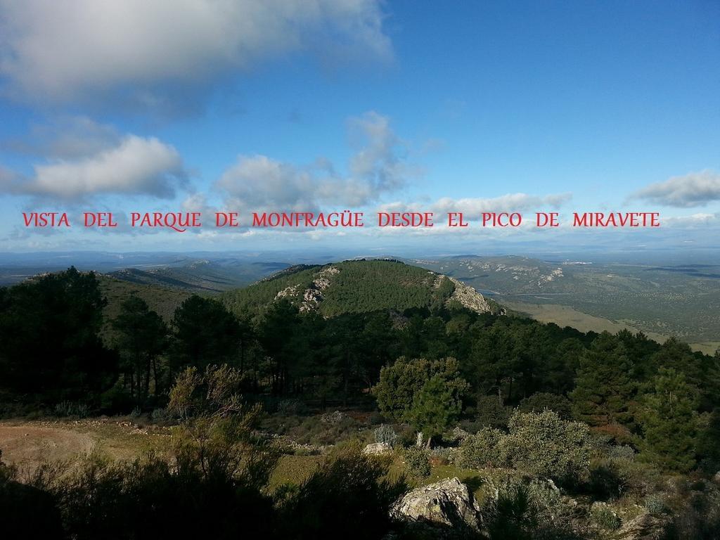 Los Montes ξενώνας Casas de Miravete Εξωτερικό φωτογραφία