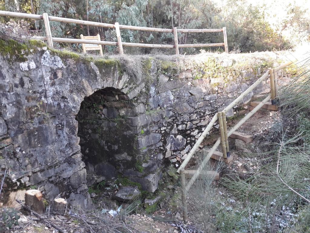 Los Montes ξενώνας Casas de Miravete Εξωτερικό φωτογραφία